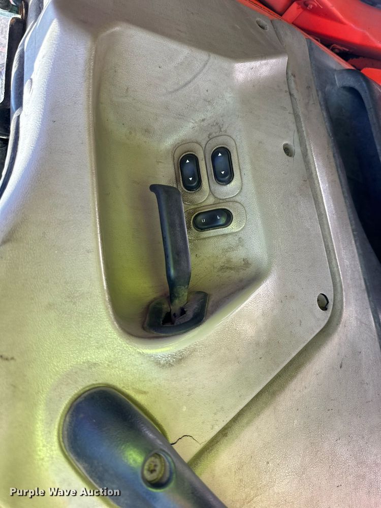 image for item DO3174 2005 Sterling LT9500 dump truck