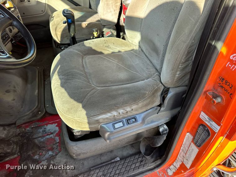 image for item DO3174 2005 Sterling LT9500 dump truck