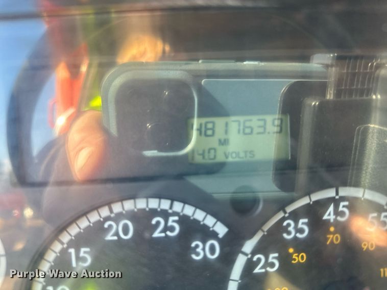 image for item DO3174 2005 Sterling LT9500 dump truck