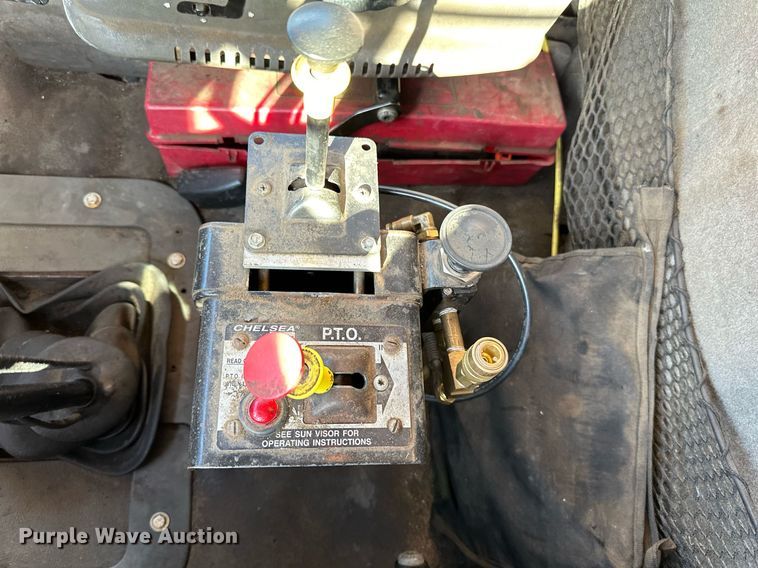 image for item DO3174 2005 Sterling LT9500 dump truck