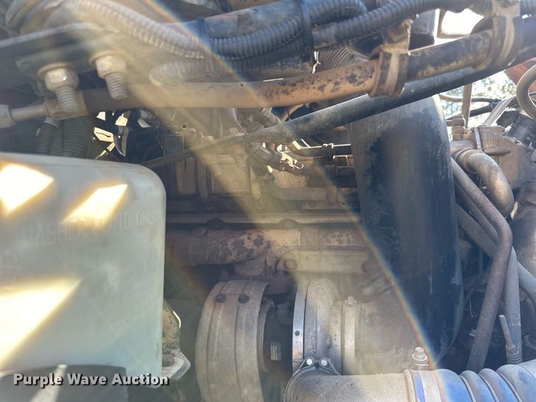 image for item DO3174 2005 Sterling LT9500 dump truck