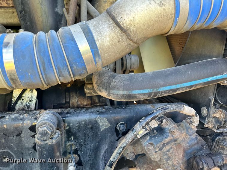 image for item DO3174 2005 Sterling LT9500 dump truck