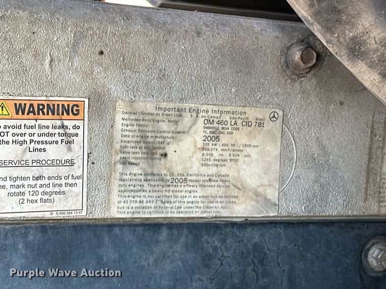 image for item DO3174 2005 Sterling LT9500 dump truck