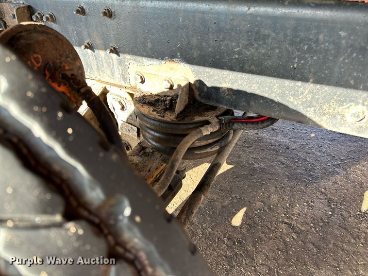 image for item DO3174 2005 Sterling LT9500 dump truck