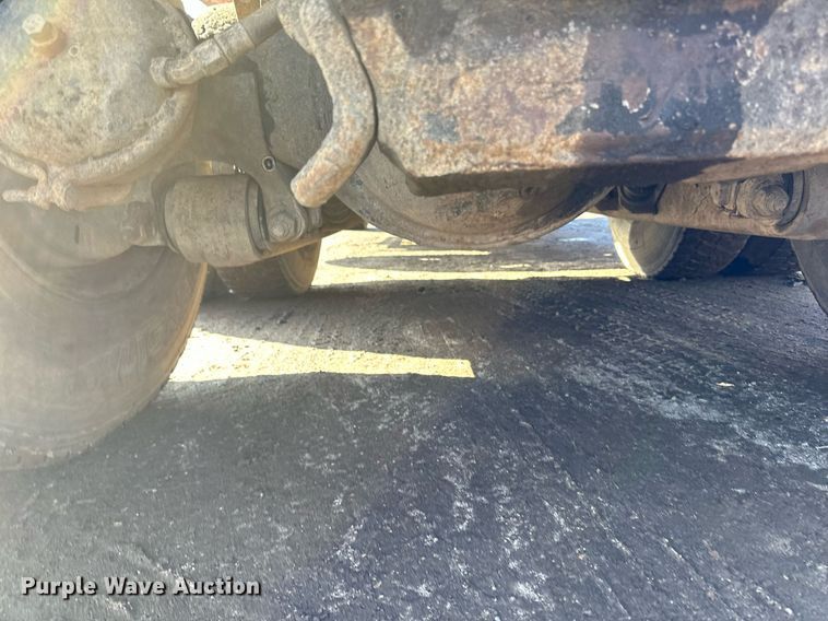 image for item DO3174 2005 Sterling LT9500 dump truck