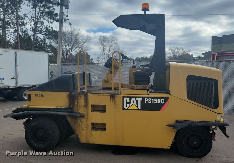 image for item DO3176 2008 Caterpillar PS150C pneumatic roller