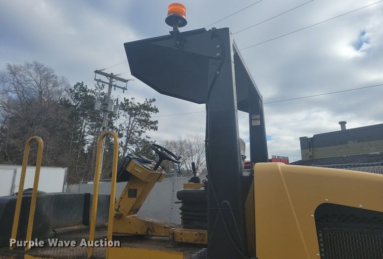 image for item DO3176 2008 Caterpillar PS150C pneumatic roller