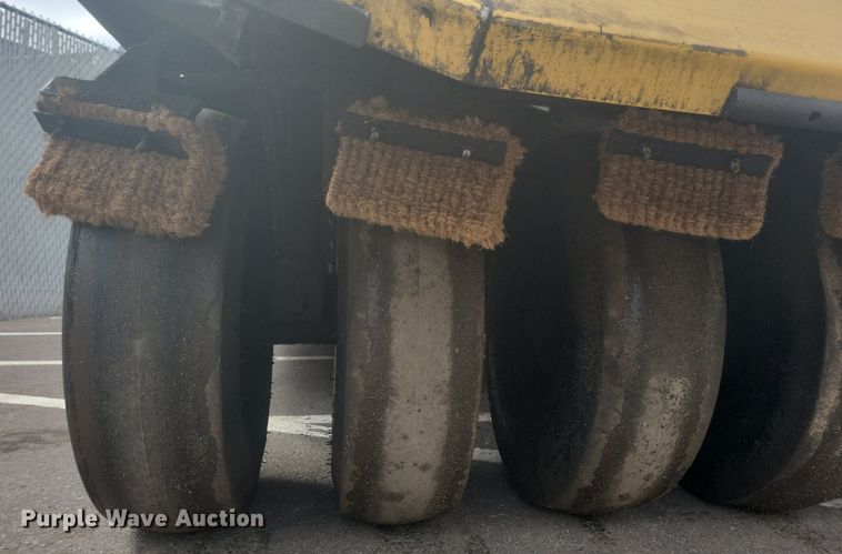 image for item DO3176 2008 Caterpillar PS150C pneumatic roller