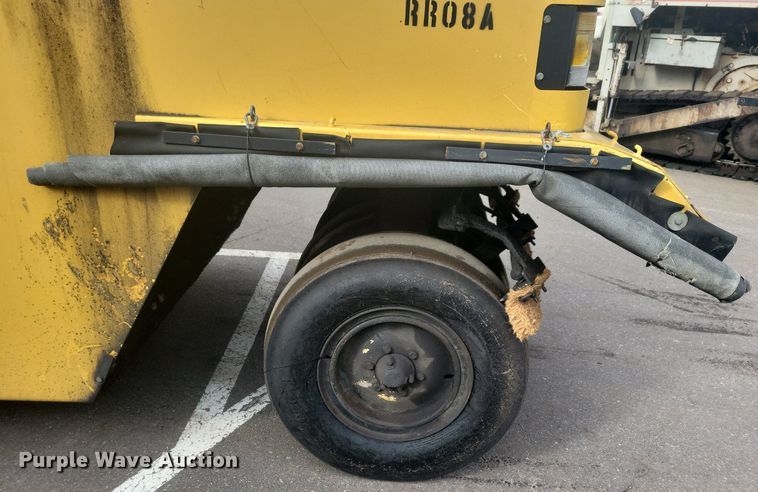 image for item DO3176 2008 Caterpillar PS150C pneumatic roller