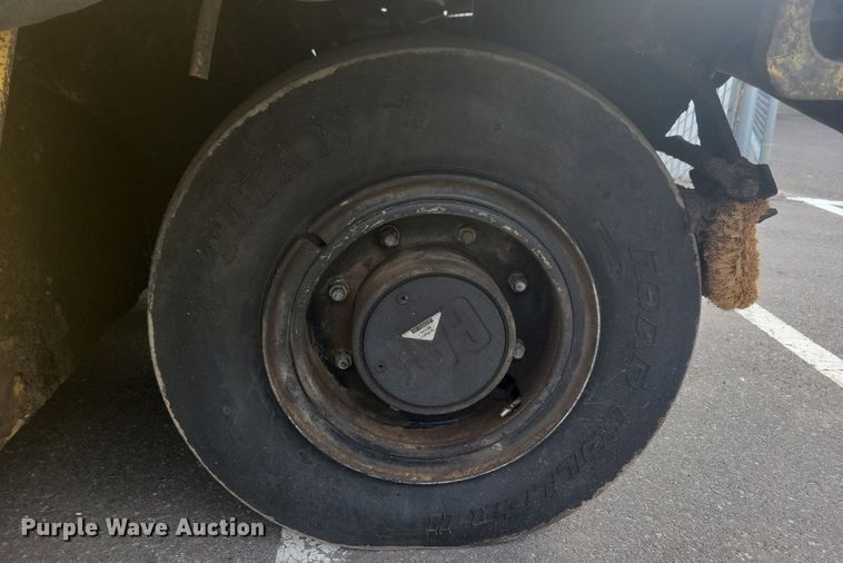 image for item DO3176 2008 Caterpillar PS150C pneumatic roller