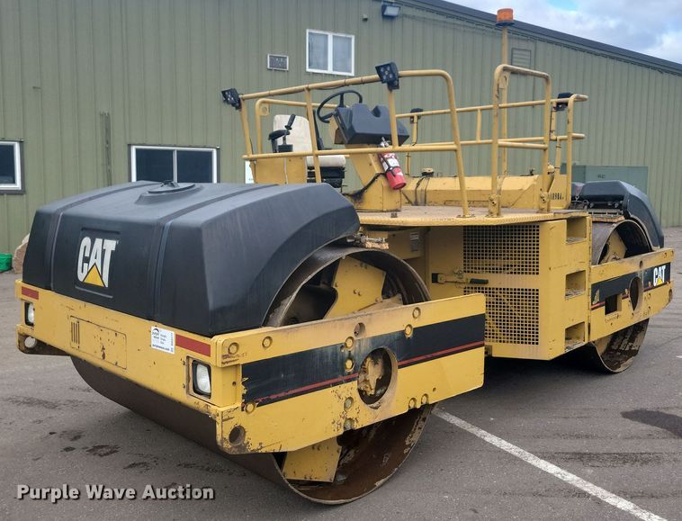 image for item DO3177 1998 Caterpillar CB-634C double drum vibratory roller