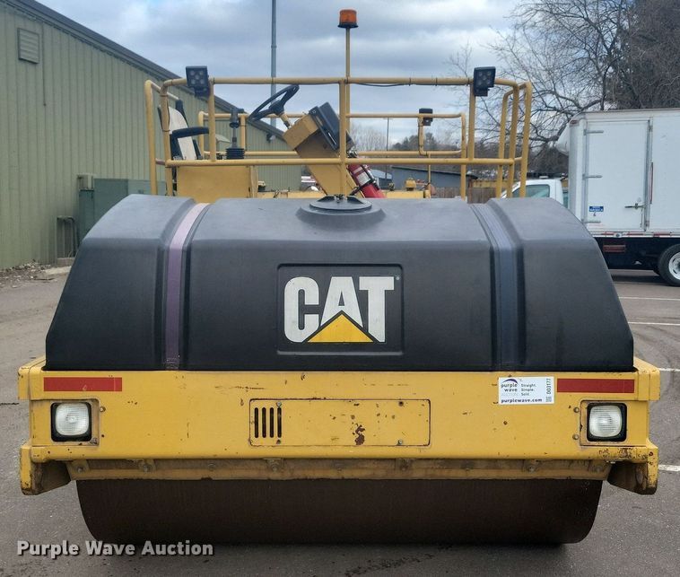 image for item DO3177 1998 Caterpillar CB-634C double drum vibratory roller