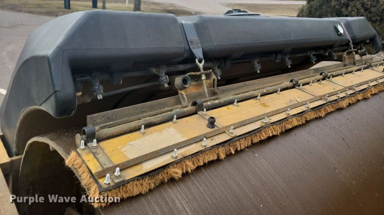 image for item DO3177 1998 Caterpillar CB-634C double drum vibratory roller