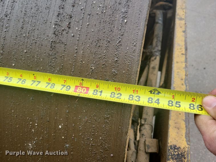 image for item DO3177 1998 Caterpillar CB-634C double drum vibratory roller