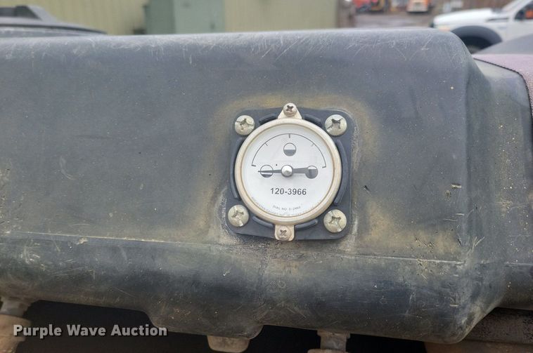 image for item DO3177 1998 Caterpillar CB-634C double drum vibratory roller