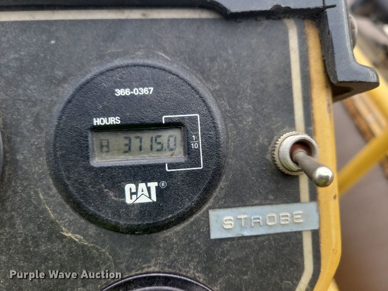 image for item DO3177 1998 Caterpillar CB-634C double drum vibratory roller