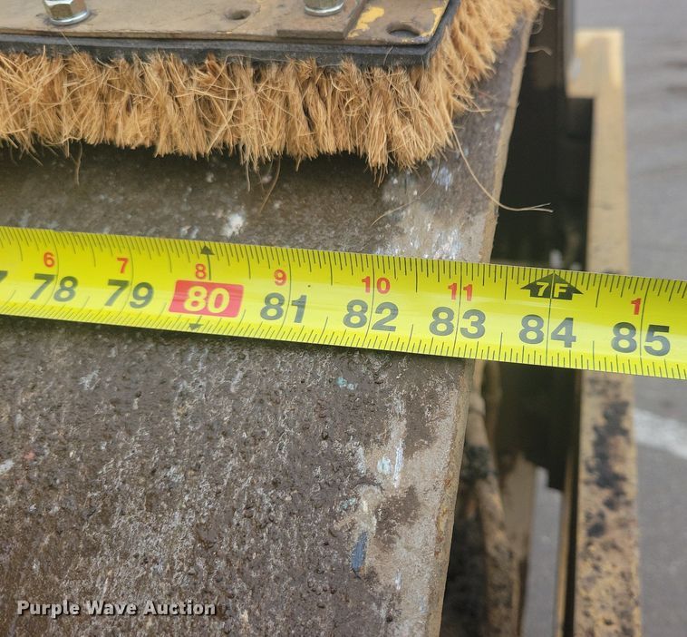 image for item DO3177 1998 Caterpillar CB-634C double drum vibratory roller