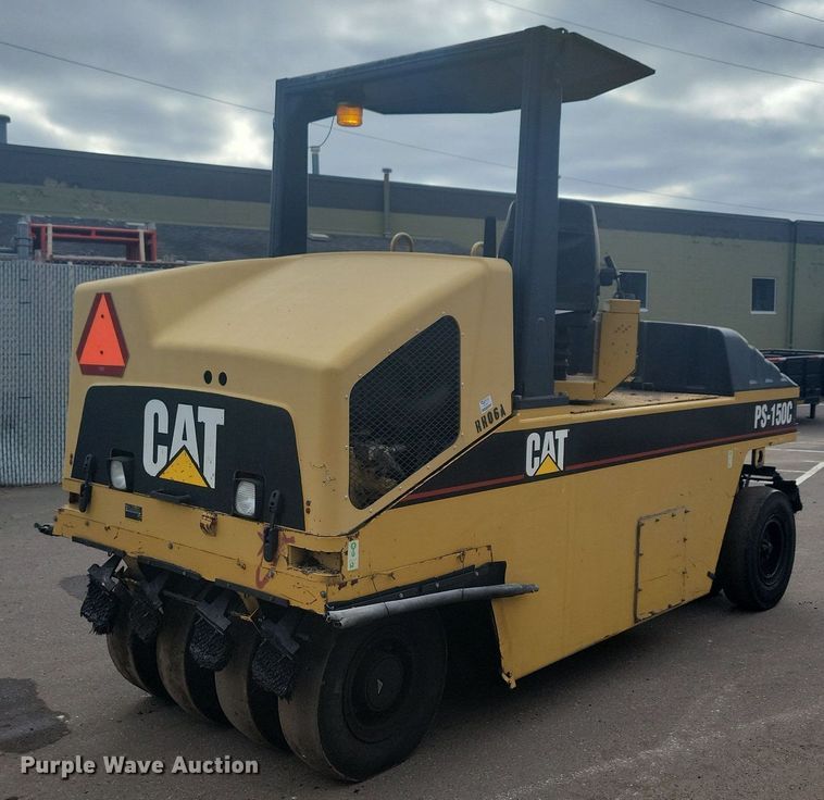 image for item DO3178 2006 Caterpillar PS150C pneumatic roller