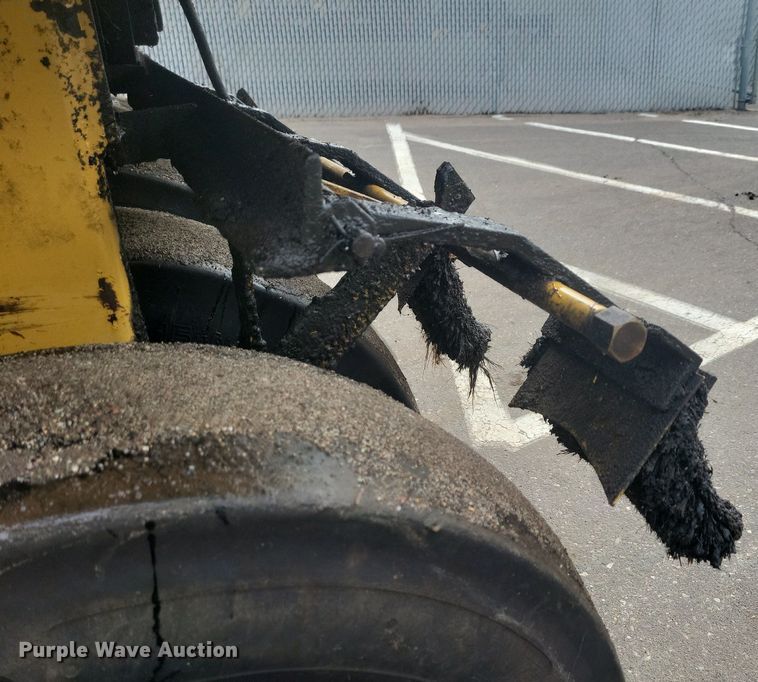 image for item DO3178 2006 Caterpillar PS150C pneumatic roller