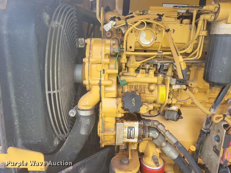 image for item DO3178 2006 Caterpillar PS150C pneumatic roller