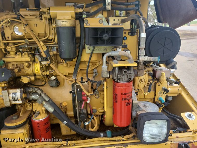 image for item DO3178 2006 Caterpillar PS150C pneumatic roller