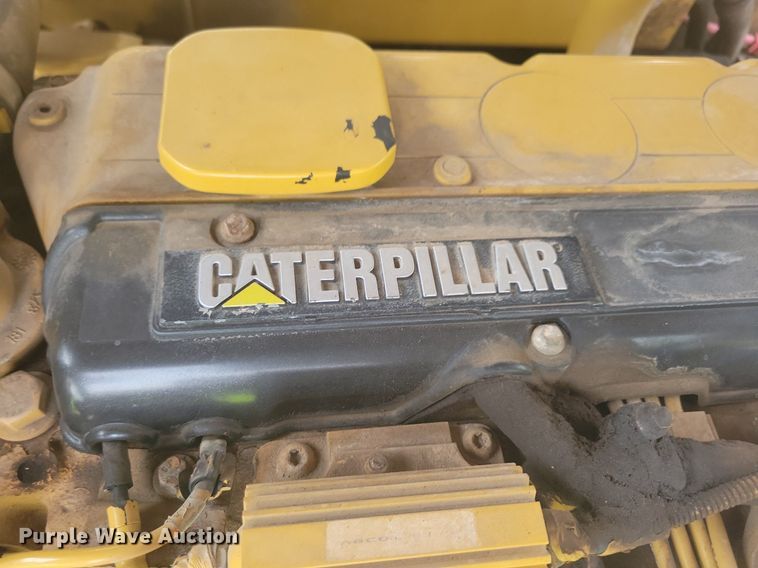 image for item DO3178 2006 Caterpillar PS150C pneumatic roller