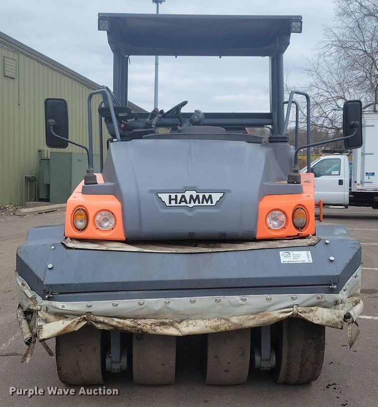 image for item DO3179 2016 HAMM GRW280i pneumatic roller