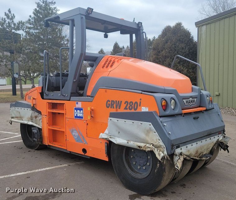 image for item DO3179 2016 HAMM GRW280i pneumatic roller