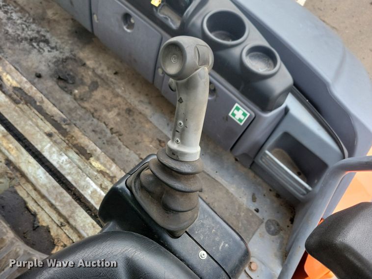 image for item DO3179 2016 HAMM GRW280i pneumatic roller