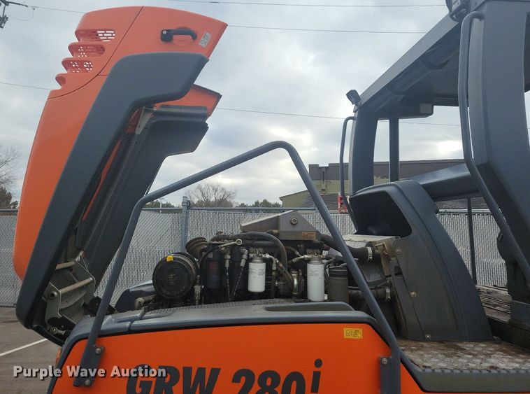 image for item DO3179 2016 HAMM GRW280i pneumatic roller