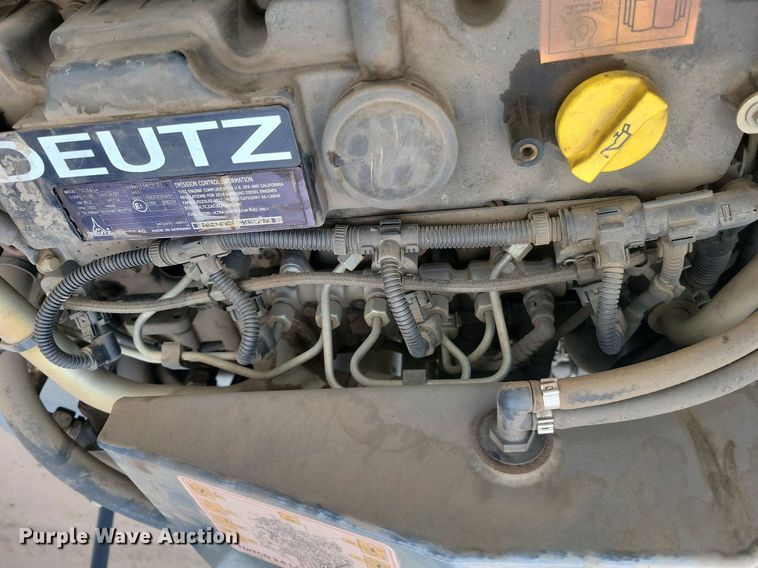 image for item DO3179 2016 HAMM GRW280i pneumatic roller