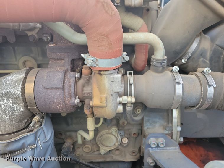 image for item DO3179 2016 HAMM GRW280i pneumatic roller