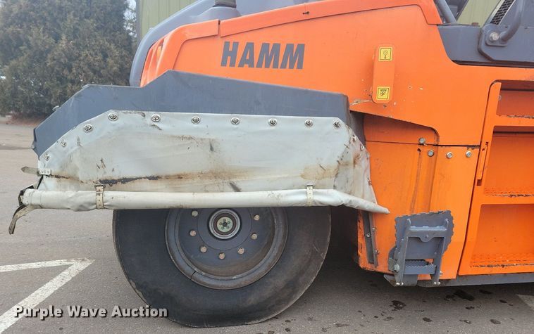 image for item DO3179 2016 HAMM GRW280i pneumatic roller