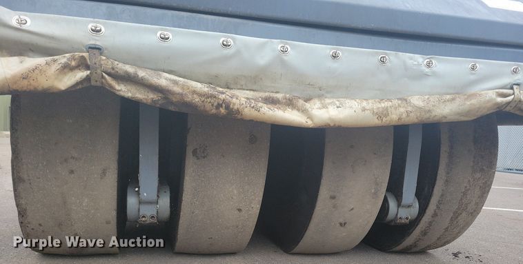 image for item DO3179 2016 HAMM GRW280i pneumatic roller