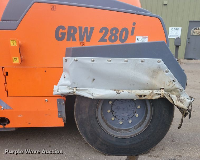 image for item DO3179 2016 HAMM GRW280i pneumatic roller