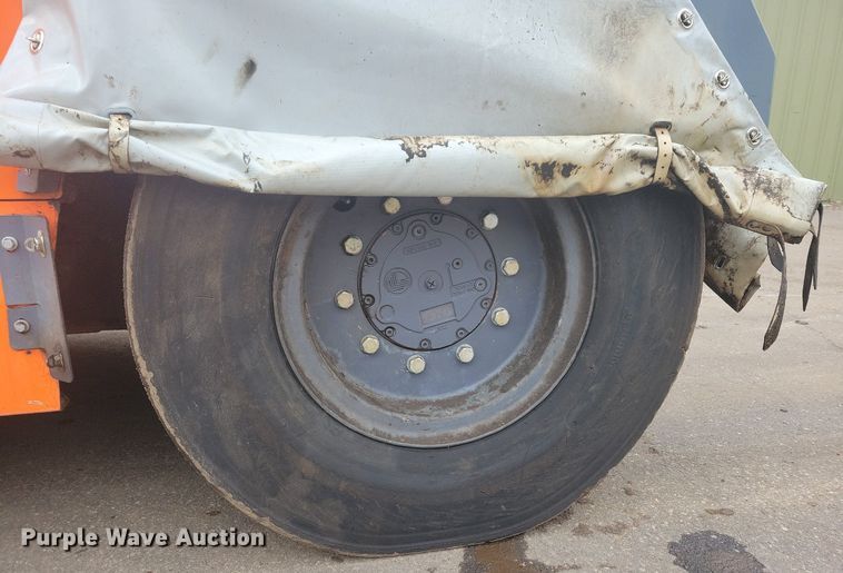 image for item DO3179 2016 HAMM GRW280i pneumatic roller