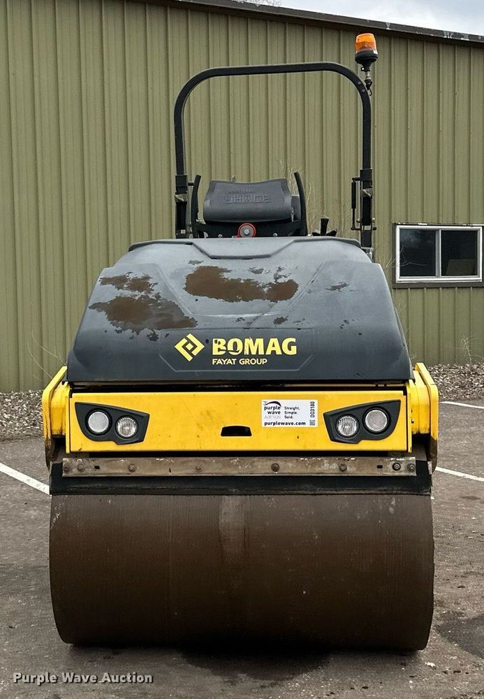 image for item DO3180 2016 Bomag BW138 AD-5 double drum vibratory roller