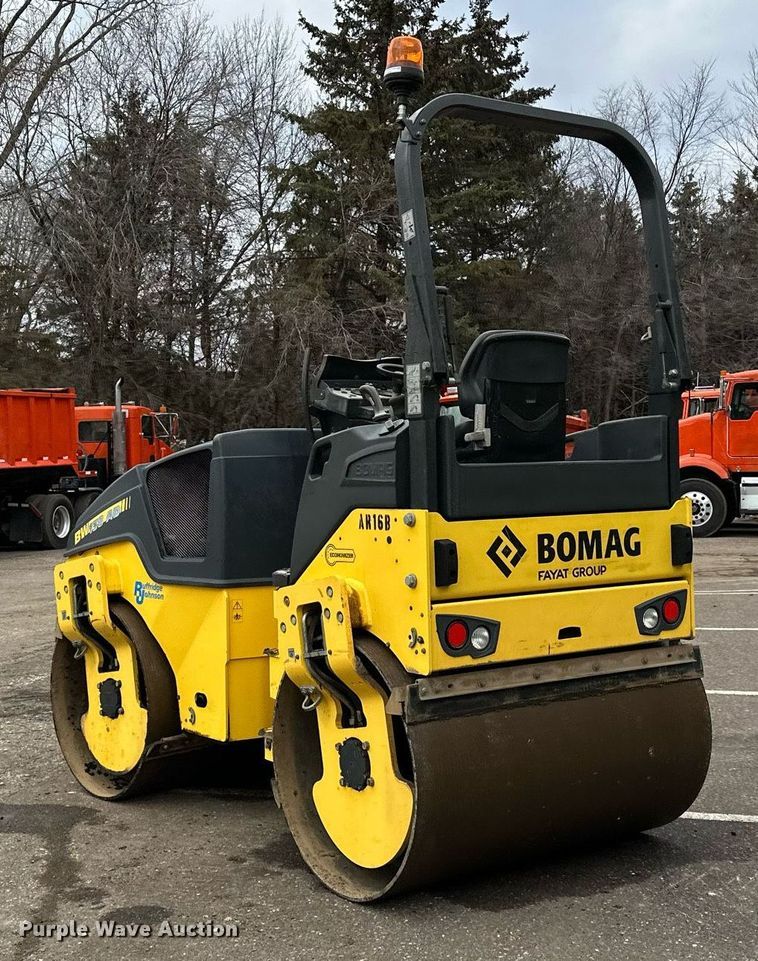 image for item DO3180 2016 Bomag BW138 AD-5 double drum vibratory roller