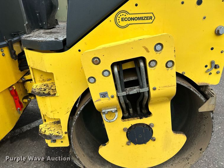 image for item DO3180 2016 Bomag BW138 AD-5 double drum vibratory roller