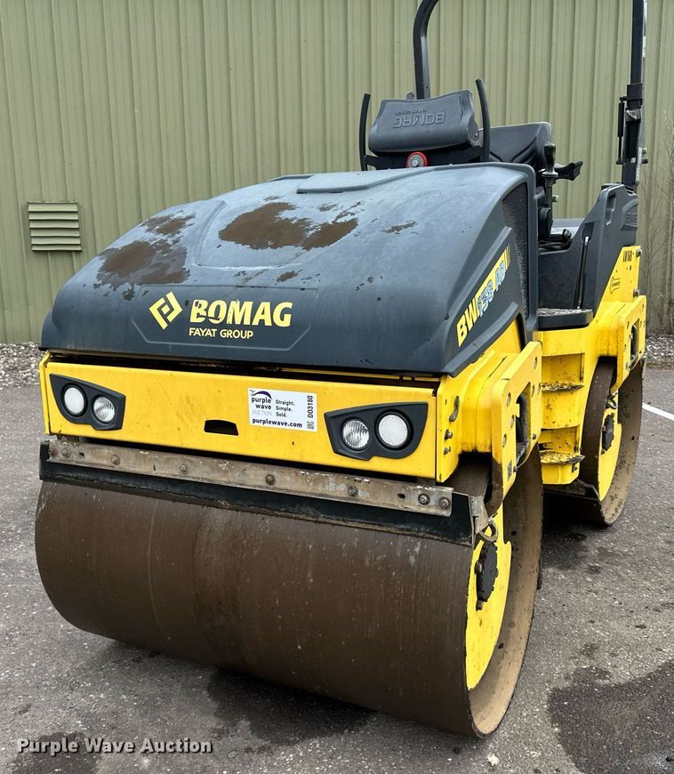 image for item DO3180 2016 Bomag BW138 AD-5 double drum vibratory roller