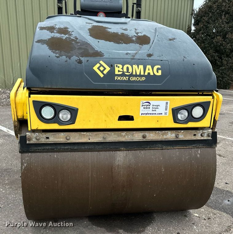 image for item DO3180 2016 Bomag BW138 AD-5 double drum vibratory roller