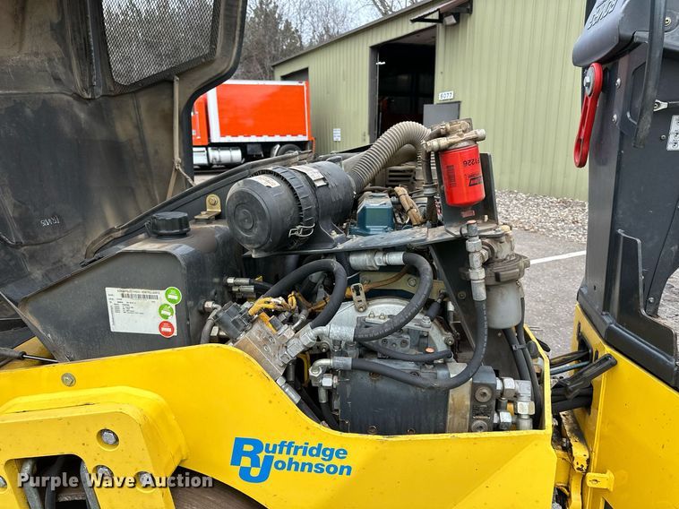 image for item DO3180 2016 Bomag BW138 AD-5 double drum vibratory roller
