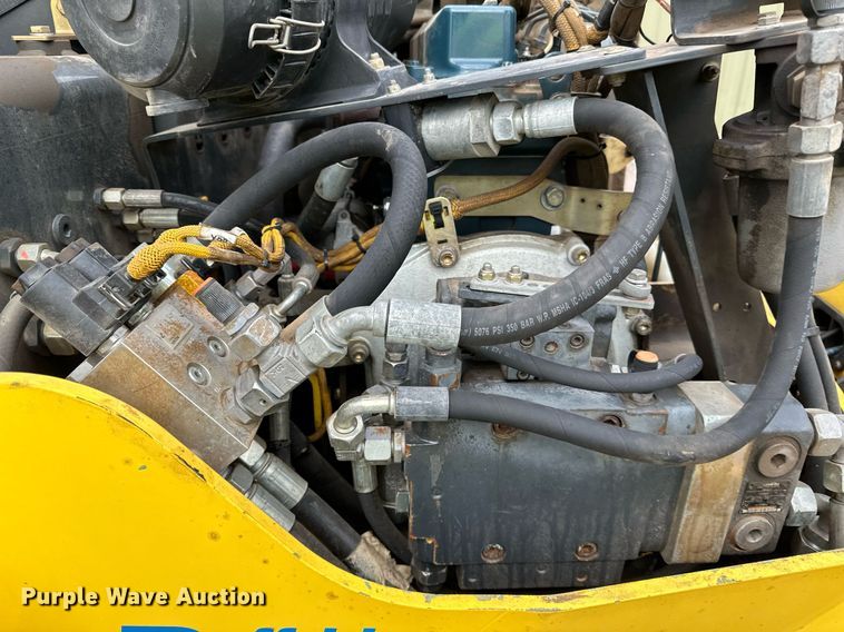 image for item DO3180 2016 Bomag BW138 AD-5 double drum vibratory roller