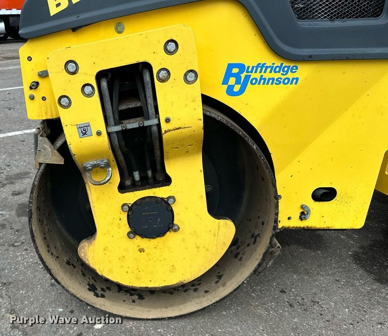 image for item DO3180 2016 Bomag BW138 AD-5 double drum vibratory roller