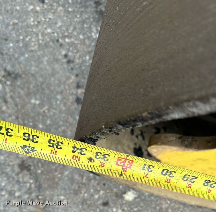 image for item DO3180 2016 Bomag BW138 AD-5 double drum vibratory roller