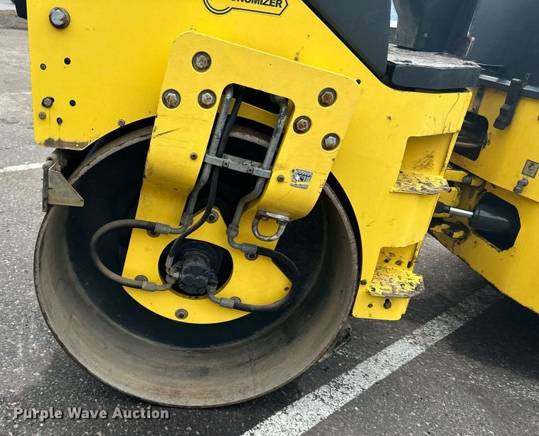 image for item DO3180 2016 Bomag BW138 AD-5 double drum vibratory roller