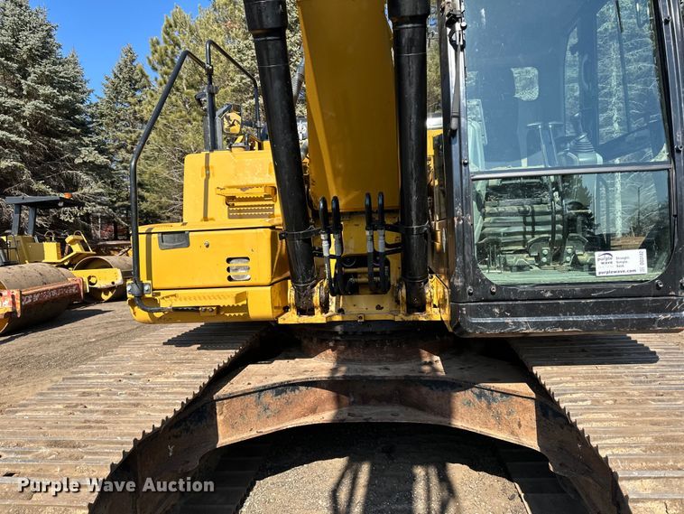 image for item DO3182 2015 Caterpillar 323FL excavator