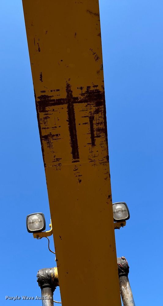 image for item DO3182 2015 Caterpillar 323FL excavator