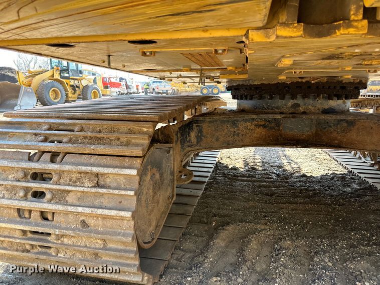 image for item DO3182 2015 Caterpillar 323FL excavator