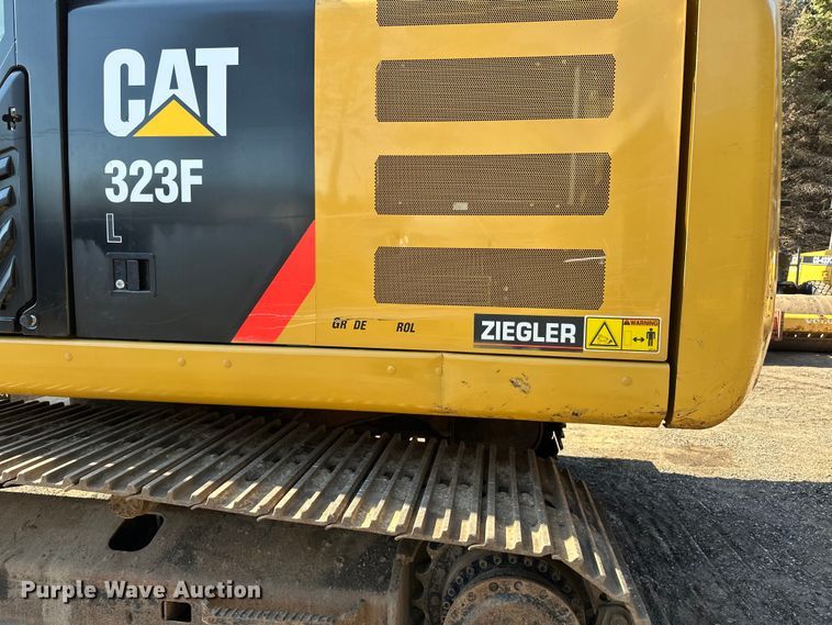 image for item DO3182 2015 Caterpillar 323FL excavator